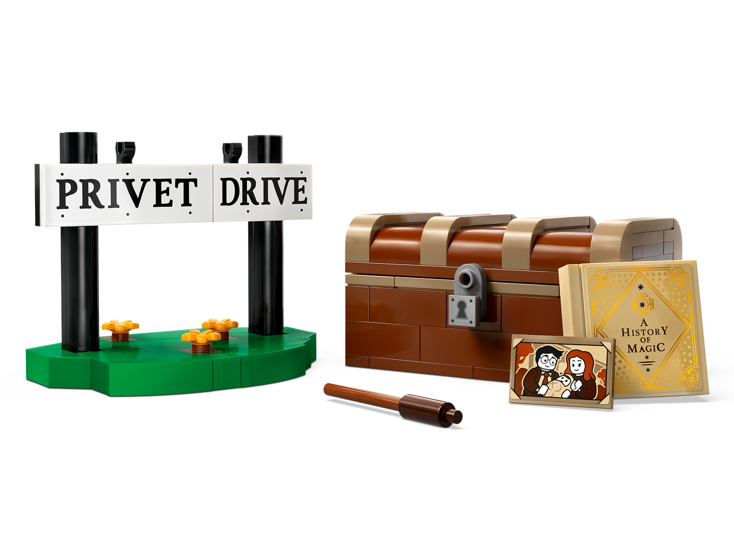 LEGO® Harry Potter™ 76425 Hedwig™ at 4 Privet Drive