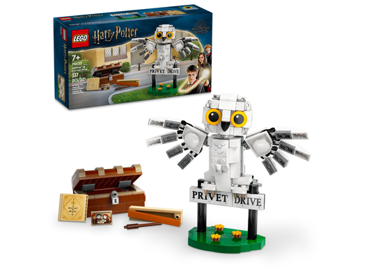 LEGO® Harry Potter™ 76425 Hedwig™ at 4 Privet Drive