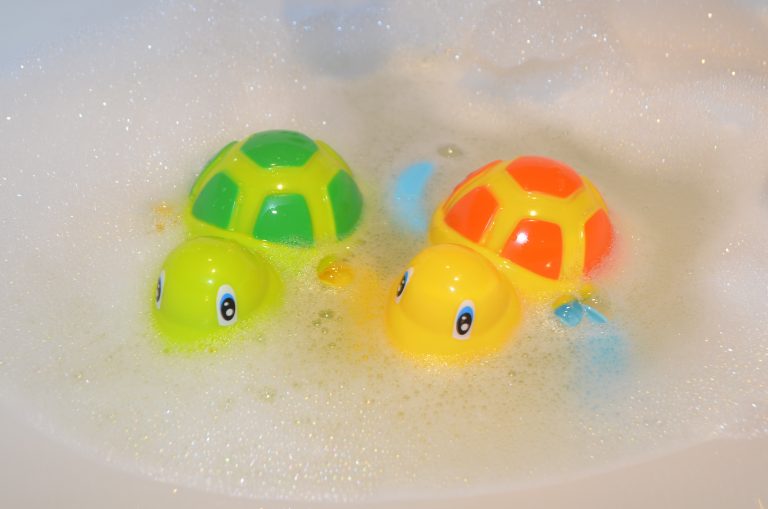 Buddy & Barney Bath Time Swimming Turtles