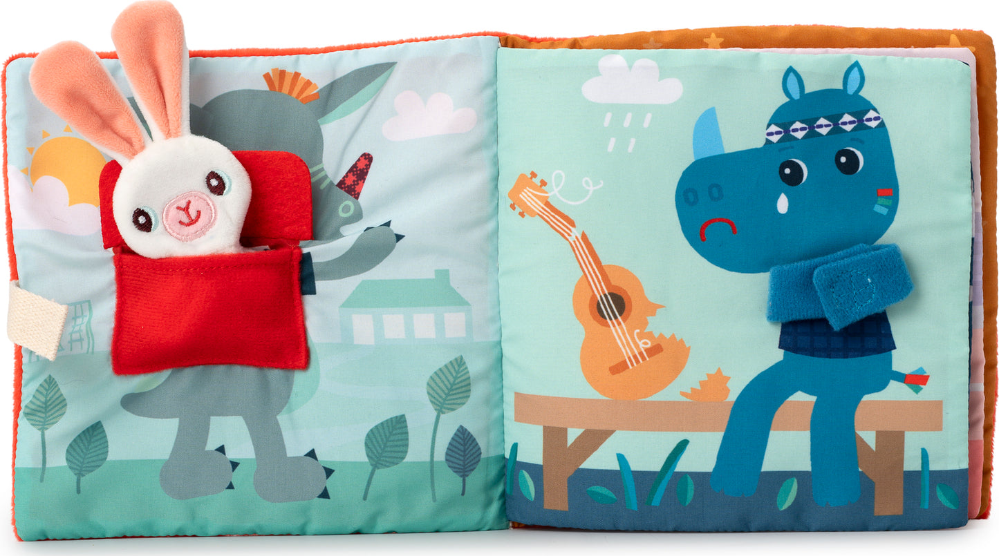 Stella Activity Book "Stella and Her Cuddle"