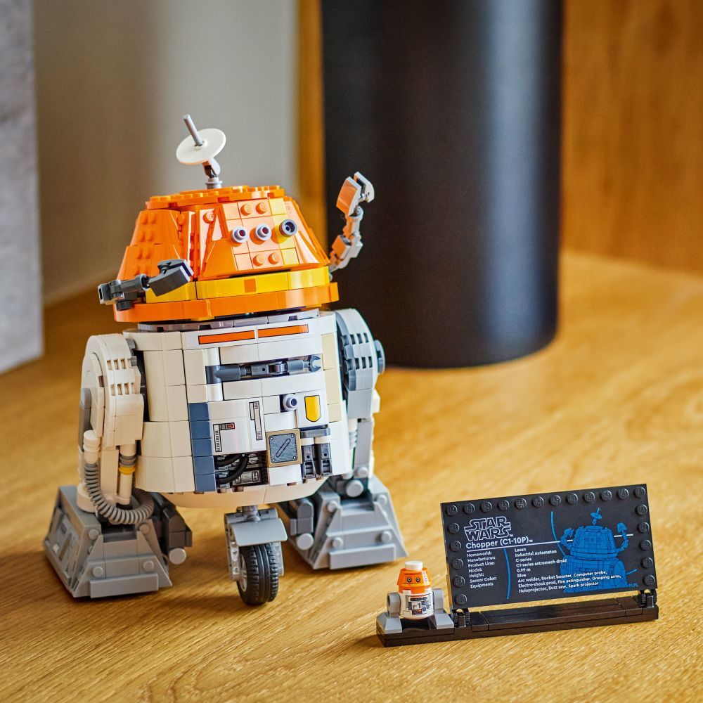 LEGO Star Wars: Chopper (C1-10P)™ Astromech Droid