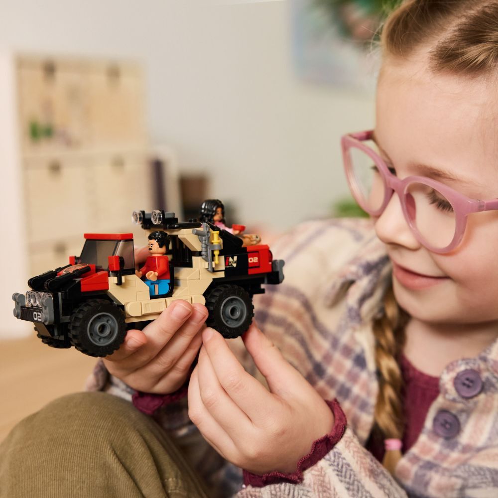 LEGO Jurassic World: Raptor Off-Road Escape