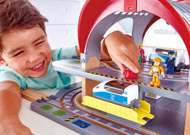 Grand City Station boy playing