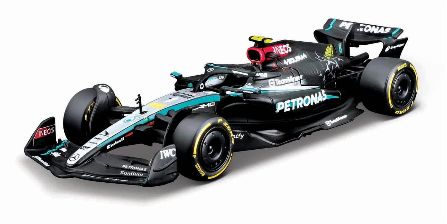 Bburago 1:43 Scale Formula Racing Mercedes W15 Pit Pass