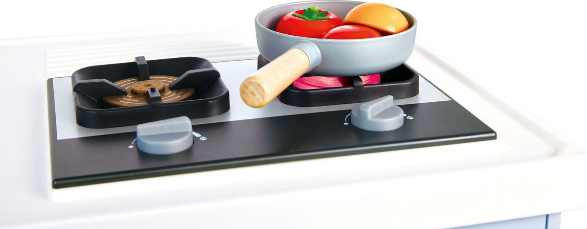 Deluxe Kitchen with Running water