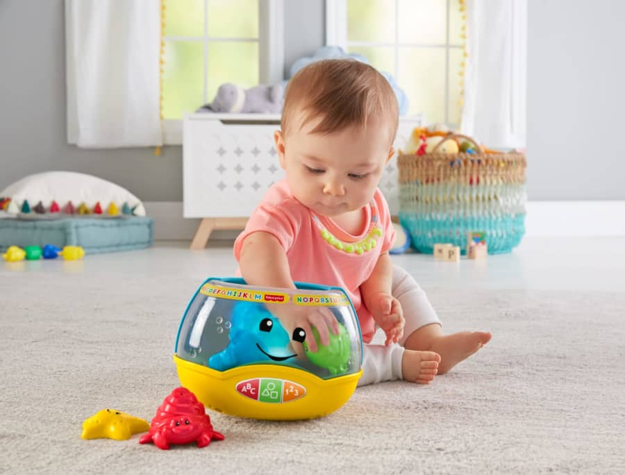 Fisher Price Laugh & Learn® Magical Lights Fishbowl