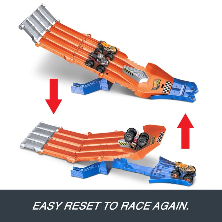 Mattel Hot Wheels Monster Trucks Sharks vs Dinos Racedown Destruction Track Set