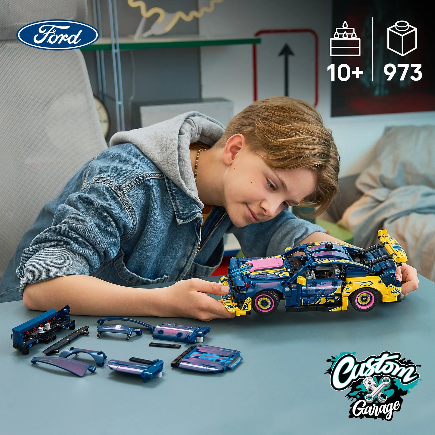 LEGO® Technic™ Custom Garage Ford Mustang GT Car