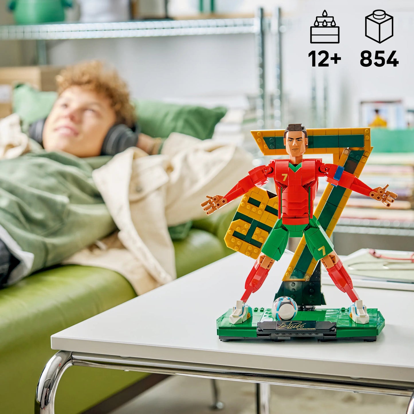 LEGO® Editions Cristiano Ronaldo – Soccer Legend