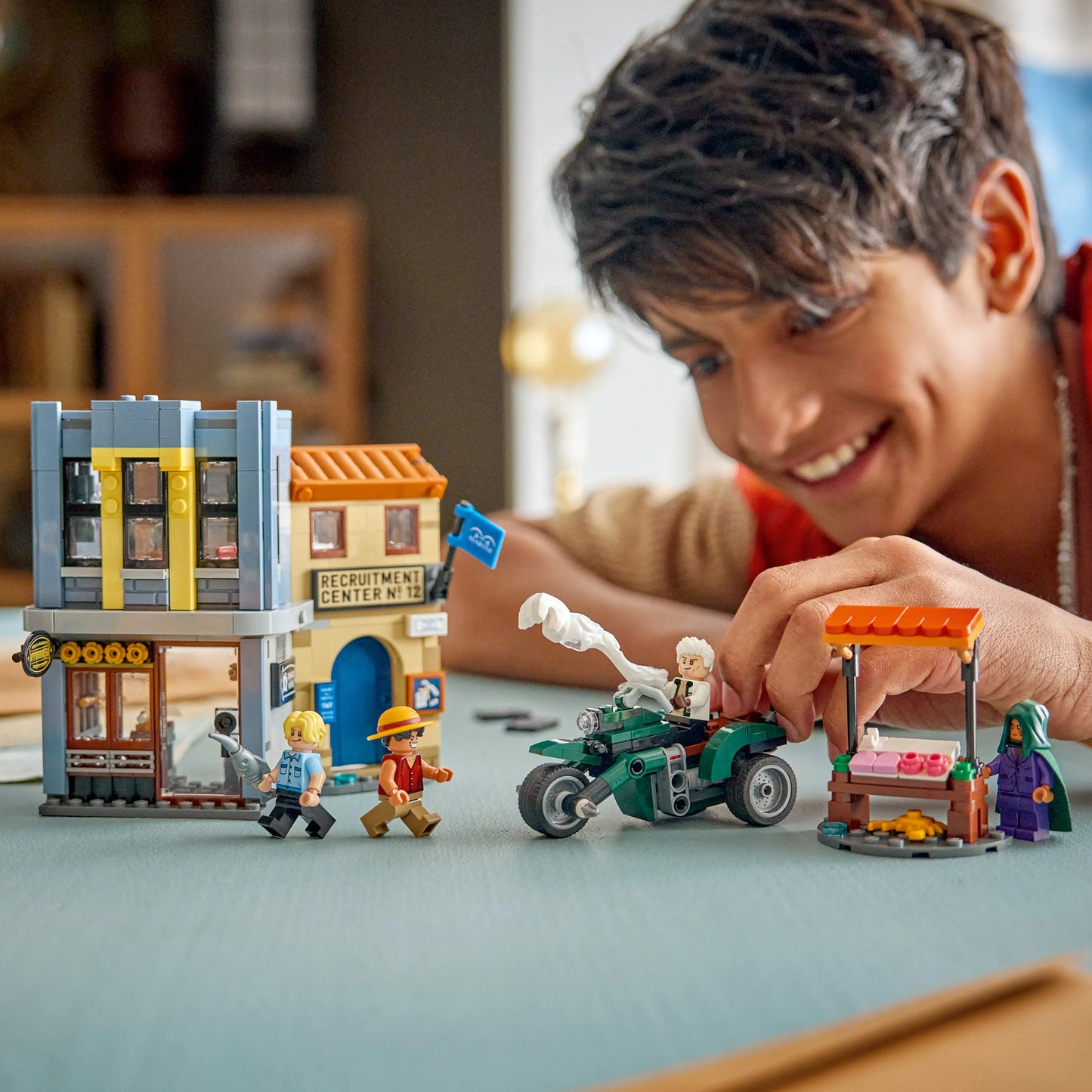 LEGO® ONE PIECE Showdown with Captain Smoker