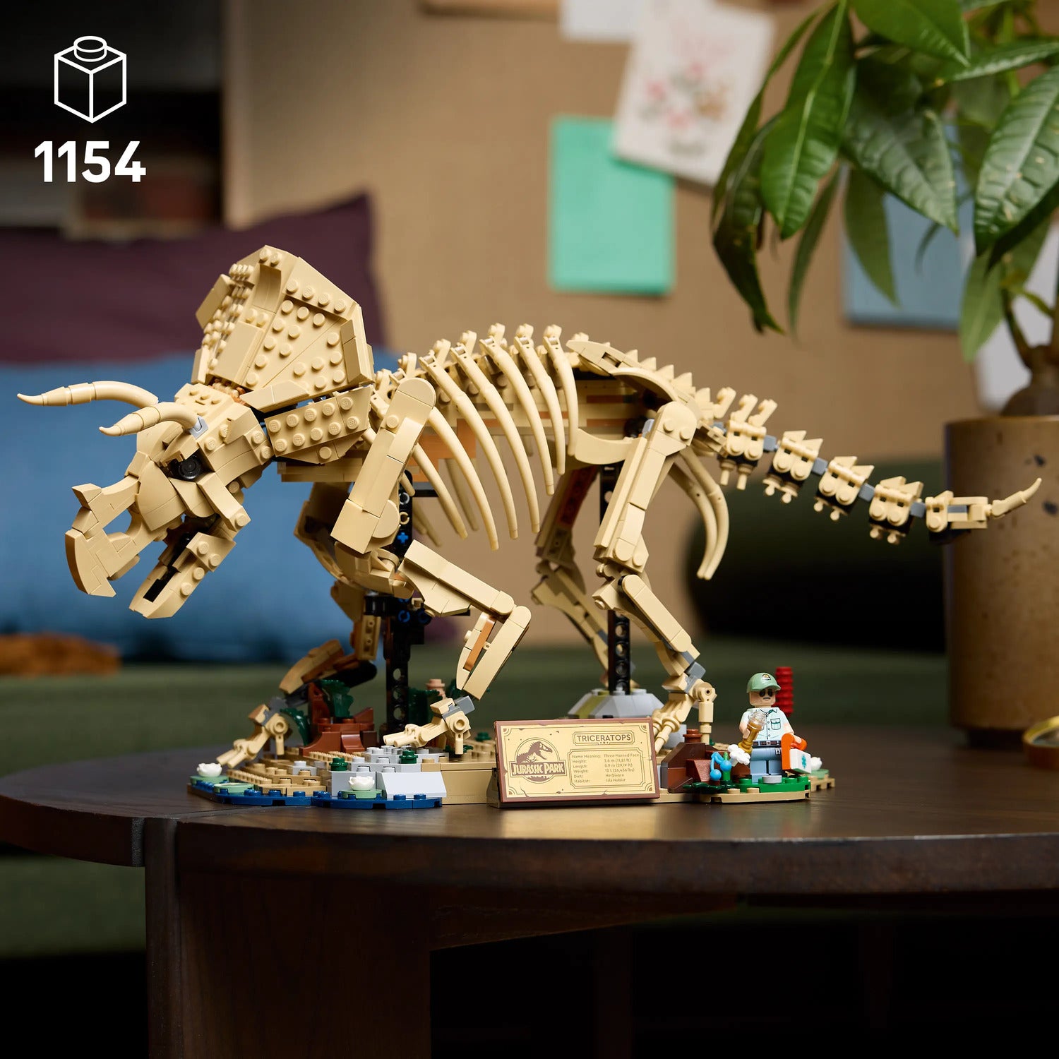 LEGO® Jurassic World Dinosaur Fossils: Triceratops
