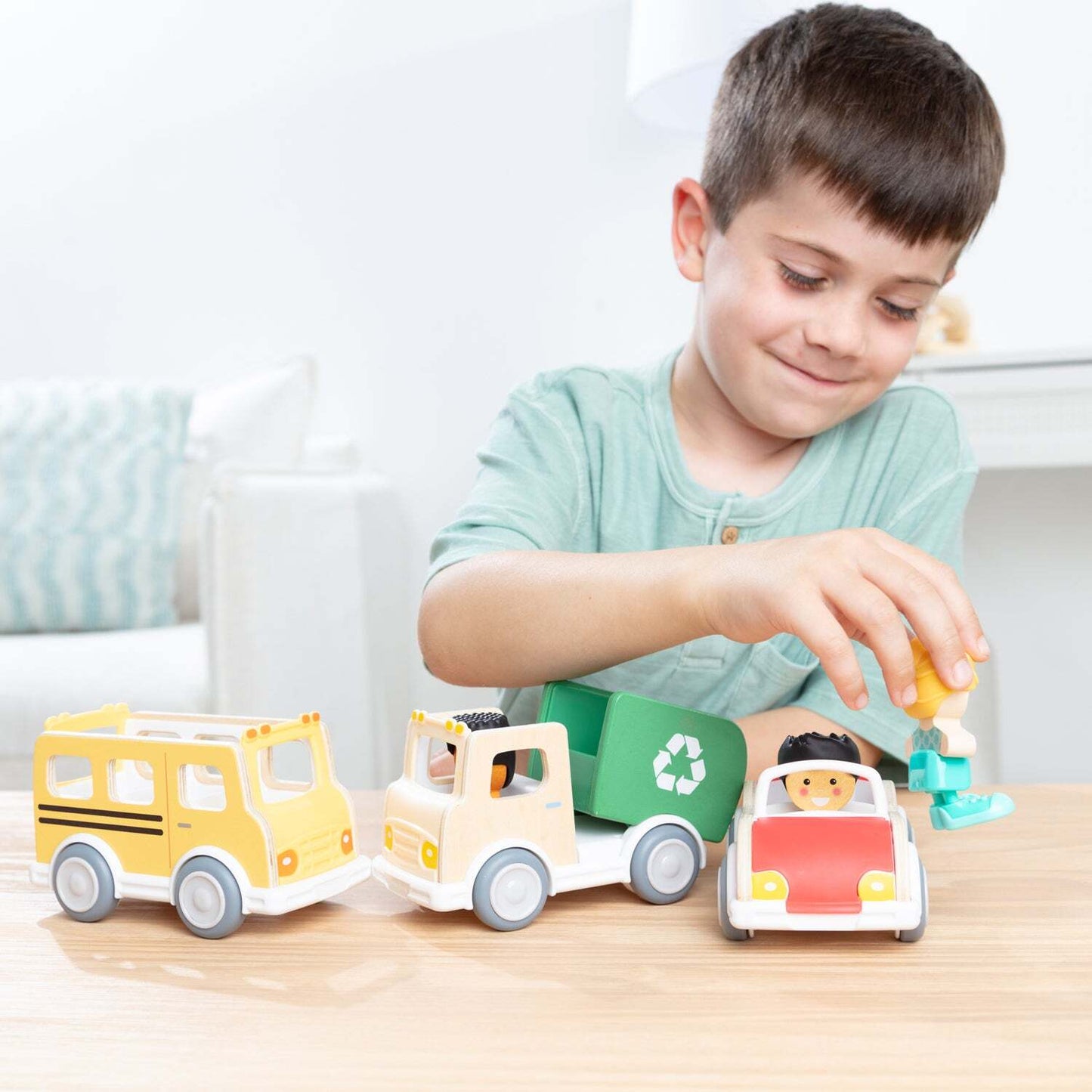 Cheery Lane - Vehicles & Play Figures