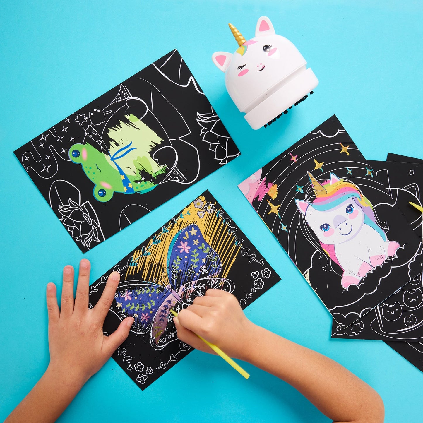 Creativity for Kids Deluxe Scratch Art with Mini Vacuum