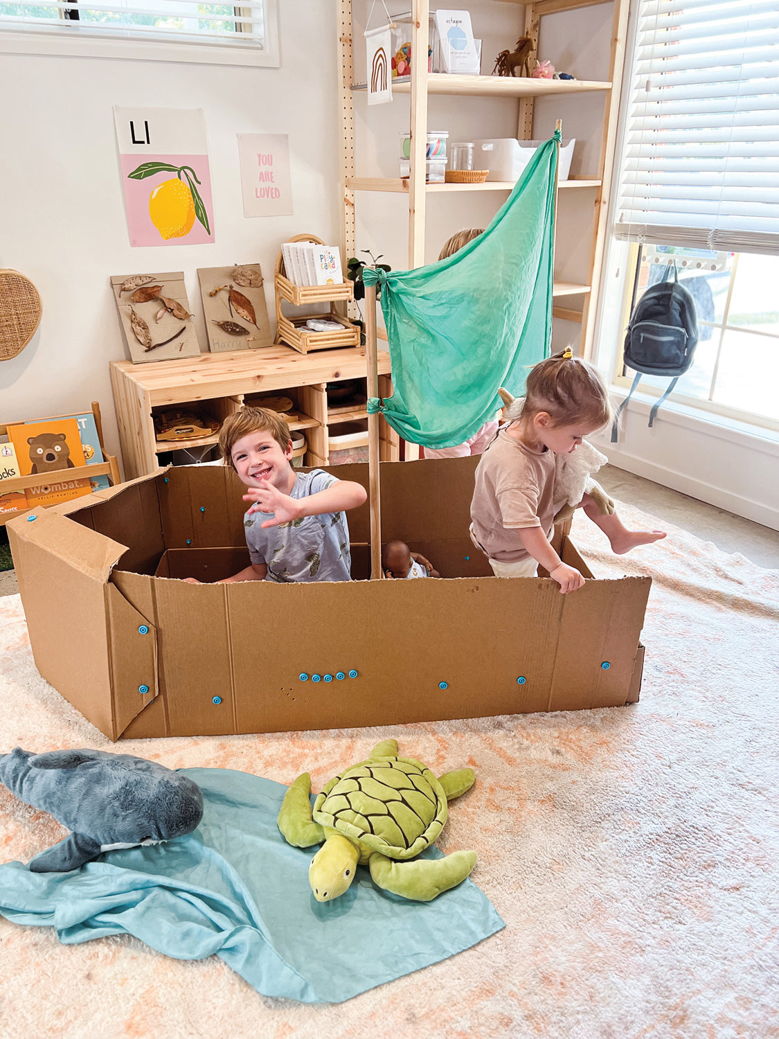 Makedo Discover Cardboard Construction Kit – TimbukToys