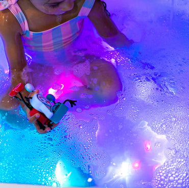 Light-Up Cubes Limited Edition Party Pal! - 4 Pack