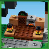 LEGO® Minecraft: The Sword Outpost